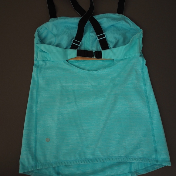 Lululemon Catch Me Tank - Picture 4 of 7